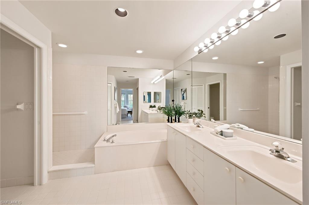 8291 Grand Palm Dr 2 Property Photo 29