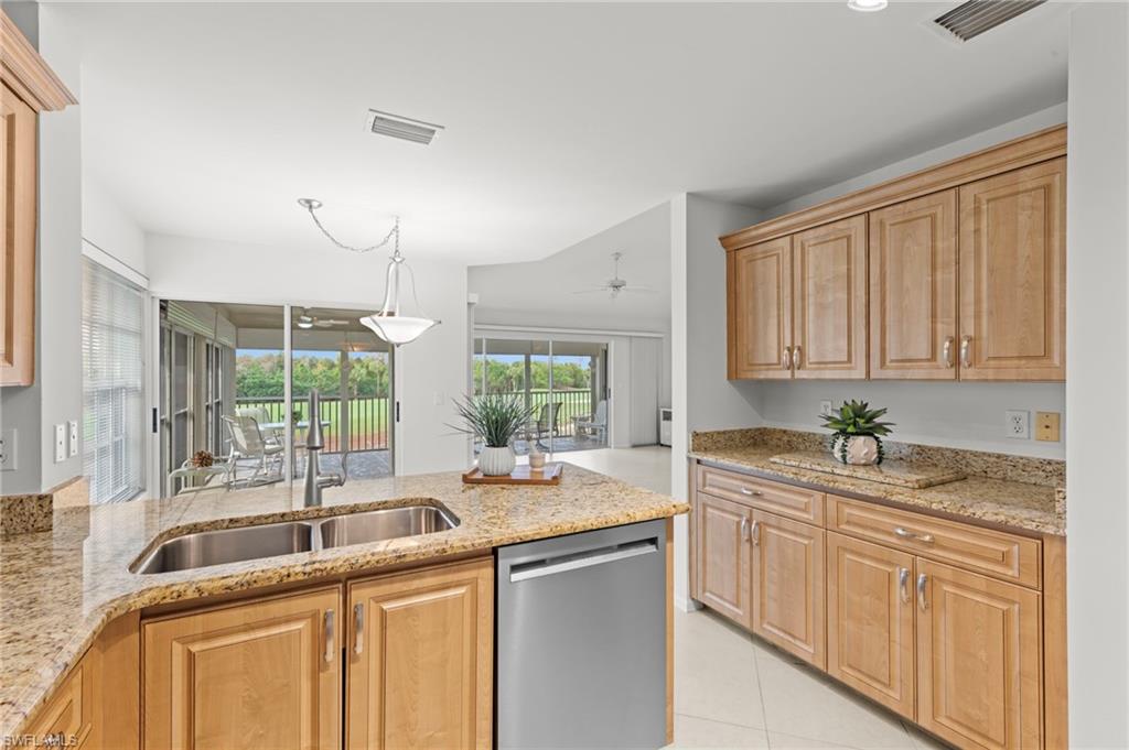 8291 Grand Palm Dr 2 Property Photo 15