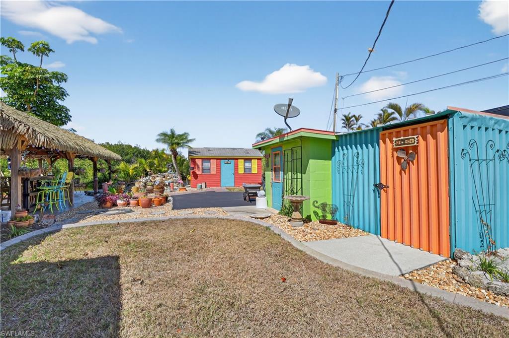 1324 Thompson St Property Photo 40