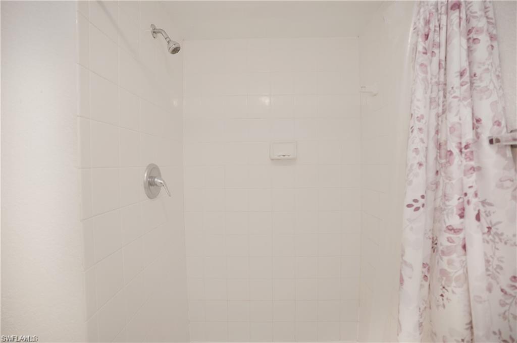 4635 Bayshore Dr P7 Property Photo 9