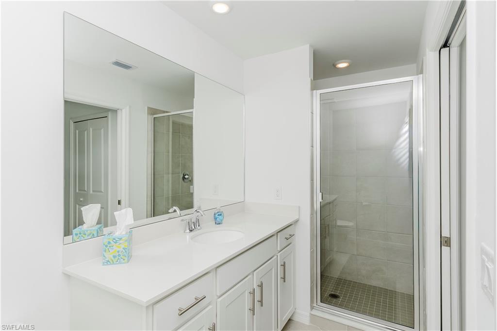 5527 Double Eagle Cir 3828 Property Photo 11