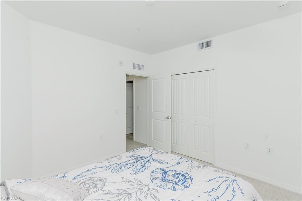 5527 Double Eagle Cir 3828 Property Photo 12