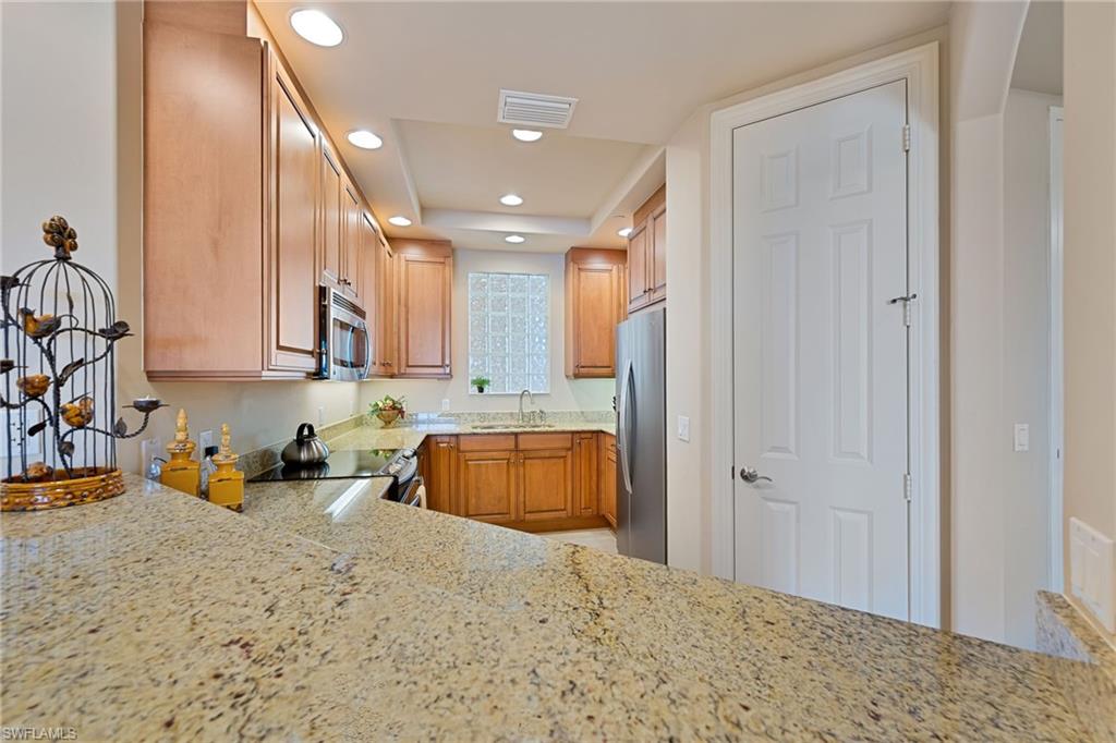 580 El Camino Real 3705 Property Photo 5