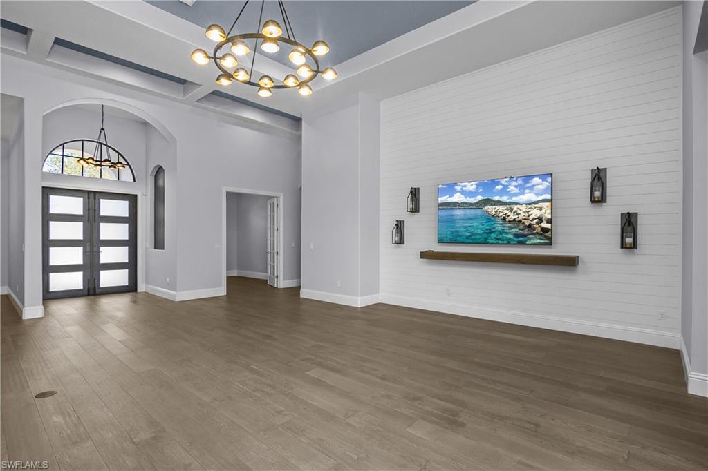 7420 Byrons Way Property Photo 11