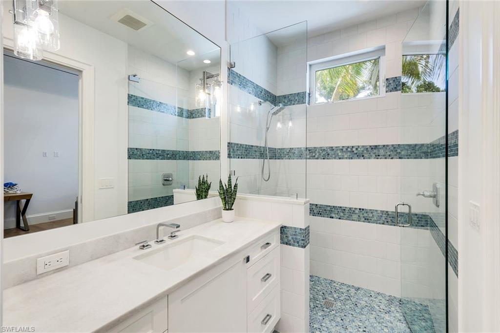 730 Harbour Dr Property Photo 31