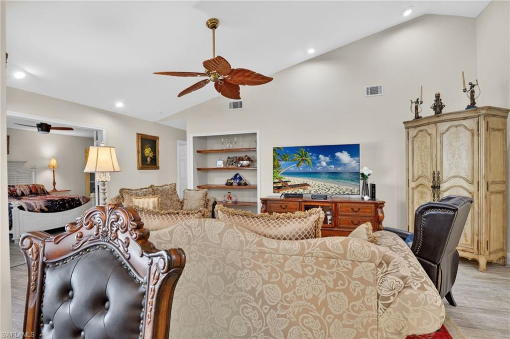 22656 Fountain Lakes Blvd Property Photo 10