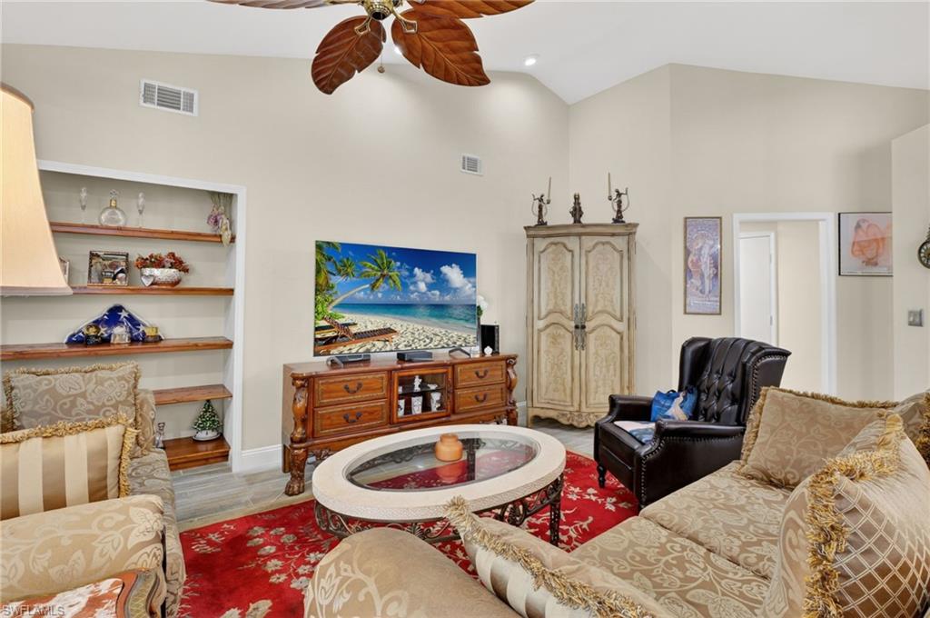 22656 Fountain Lakes Blvd Property Photo 11