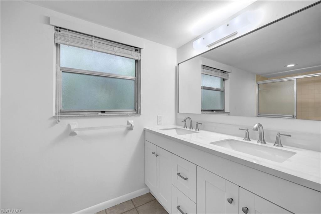 3200 Binnacle Dr B4 Property Photo 11