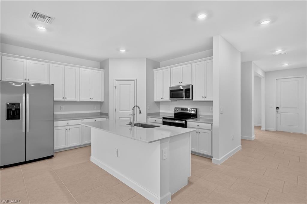 3904 Passion Vine Dr Property Photo 3