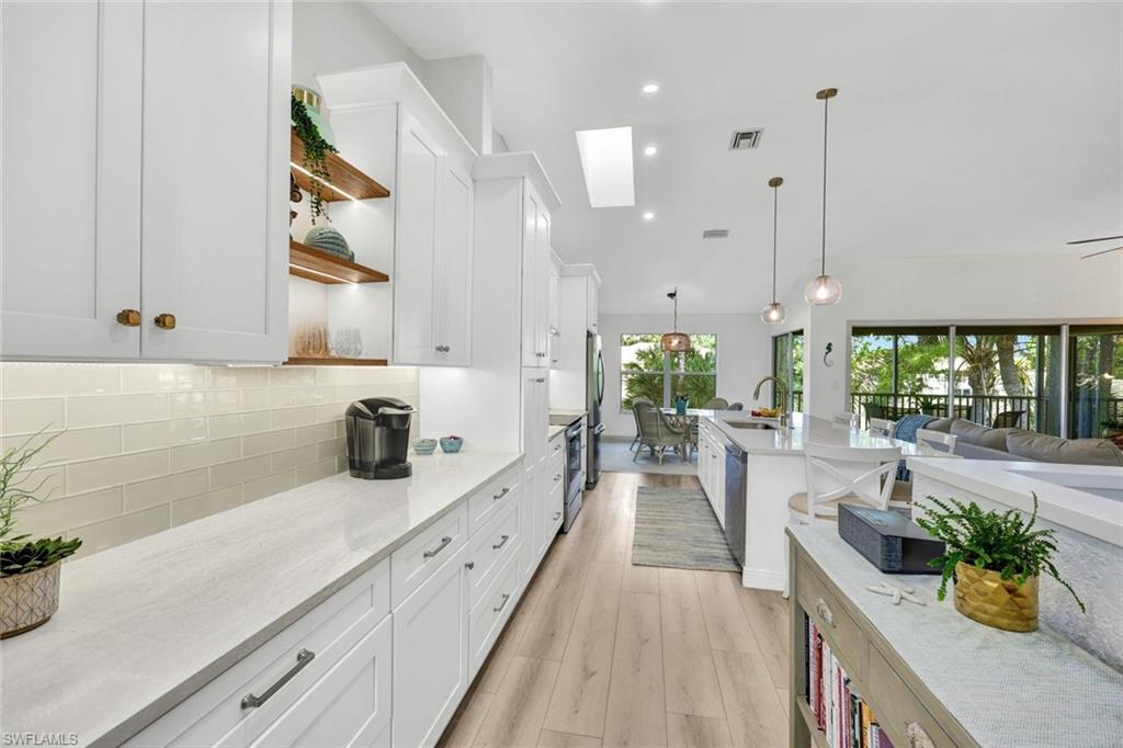 314 Emerald Bay Cir I5 Property Photo 14