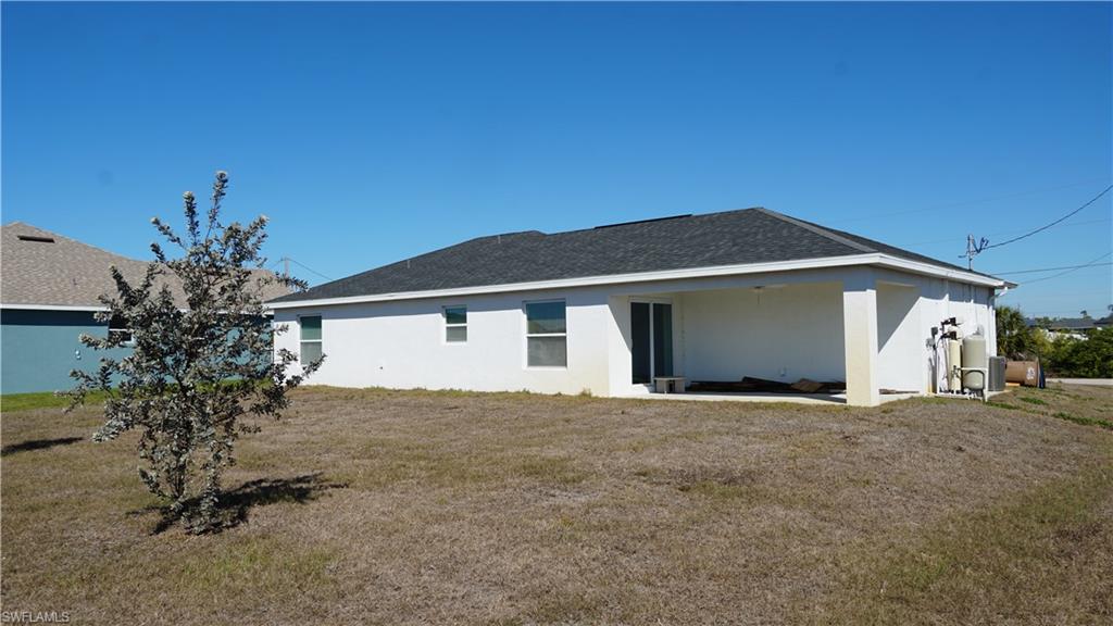 3918 40th Ter Property Photo 4