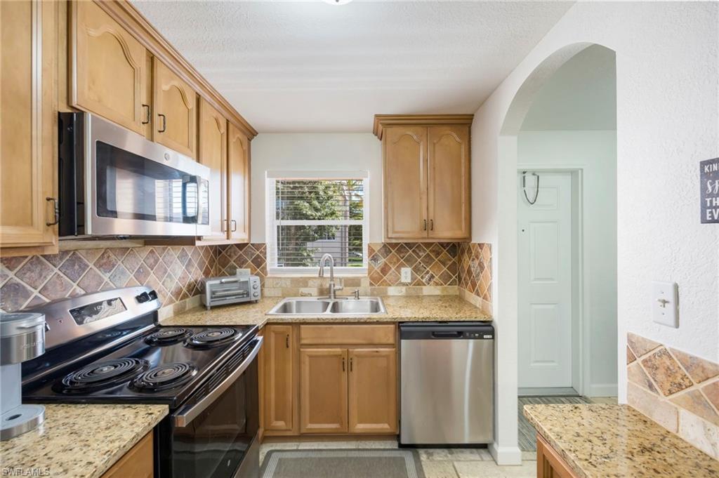 180 Turtle Lake Ct 211 Property Photo 12
