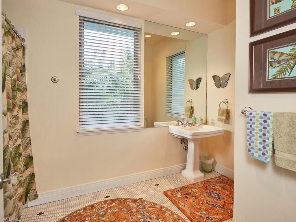 2750 Treasure Ln Property Photo 23