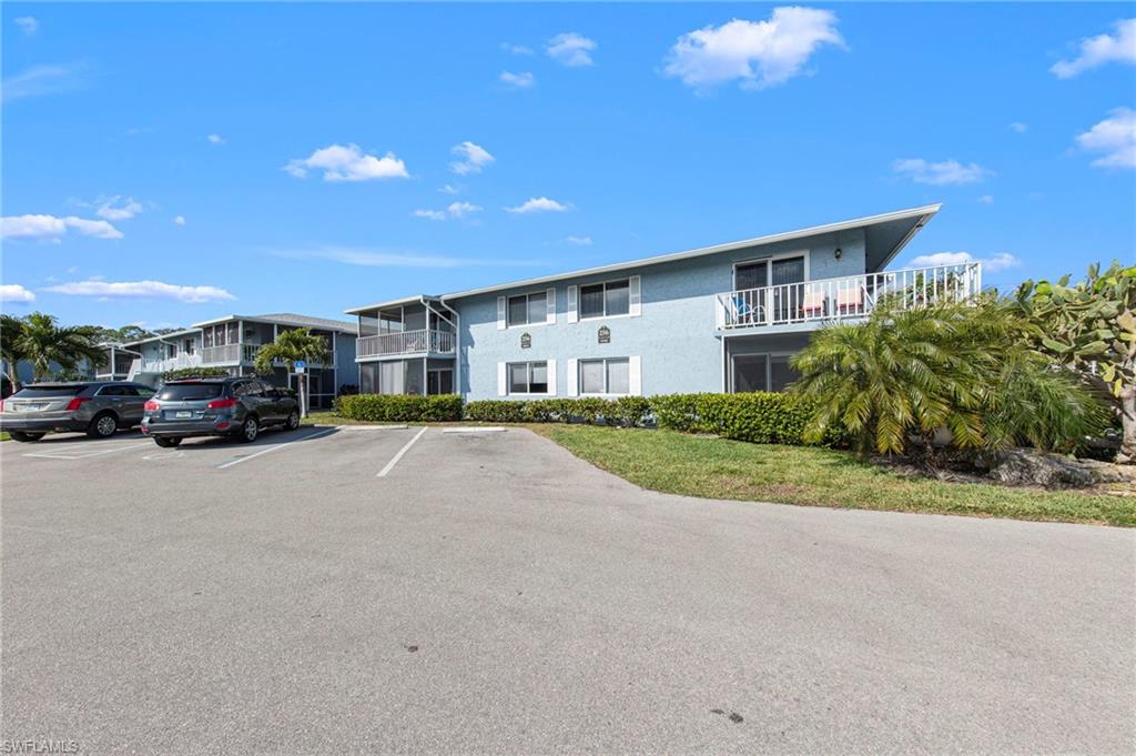 256 Palm Dr 1 Property Photo 2