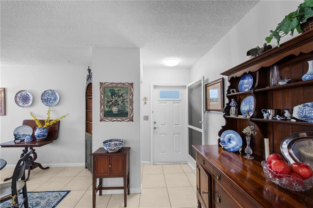 256 Palm Dr 1 Property Photo 5