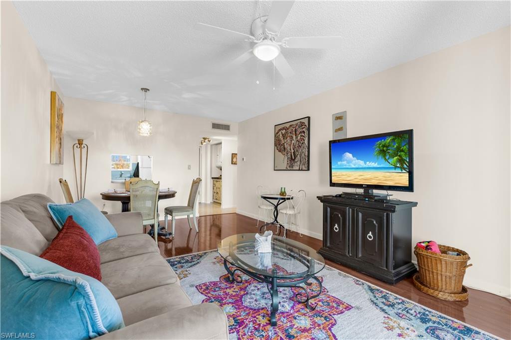 150 Turtle Lake Ct 307 Property Photo 2