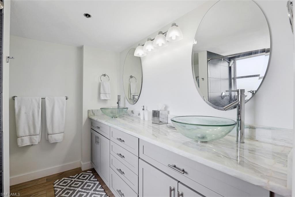 5501 Heron Point Dr 501 Property Photo 13