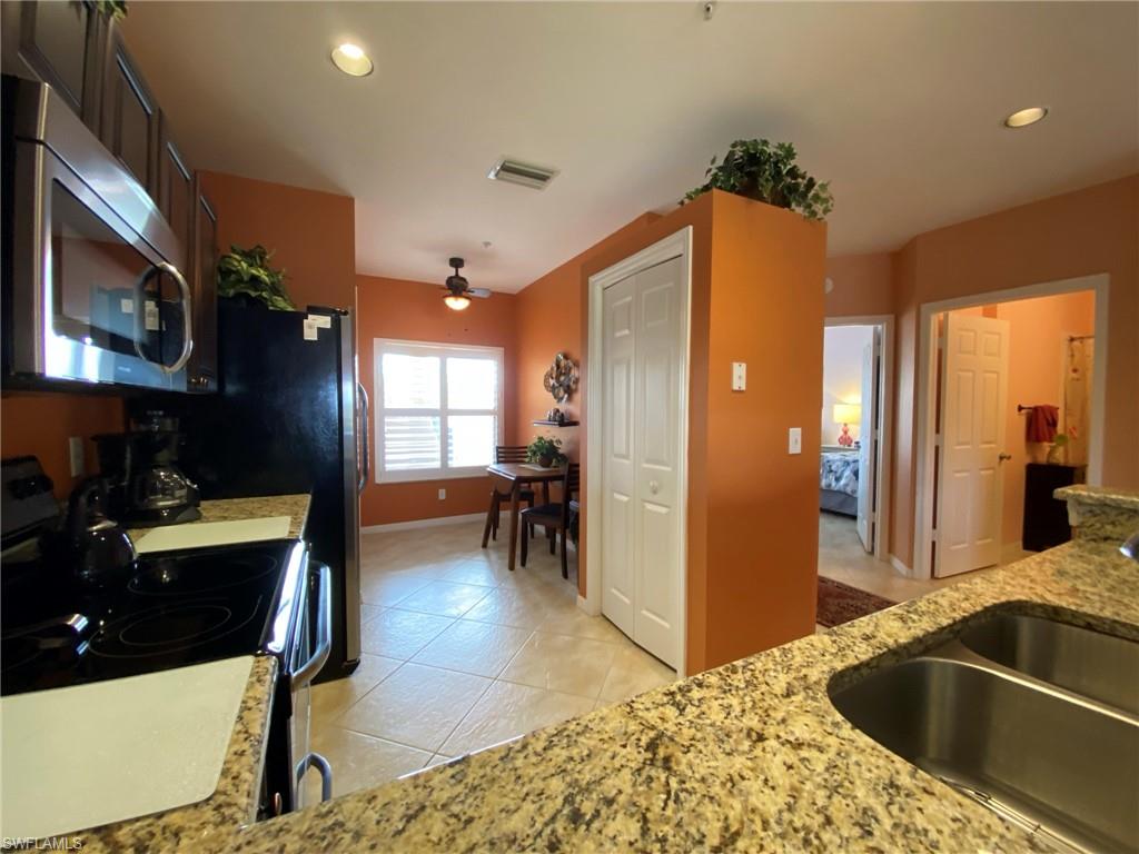 230 Vintage Cir A-404 Property Photo 5