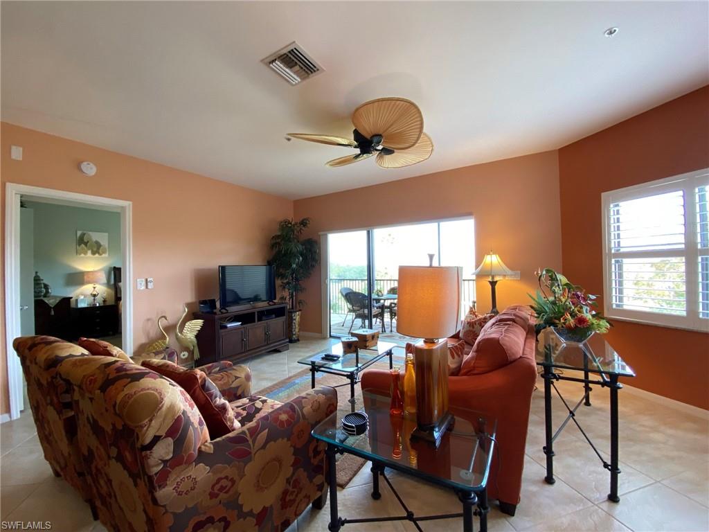 230 Vintage Cir A-404 Property Photo 10
