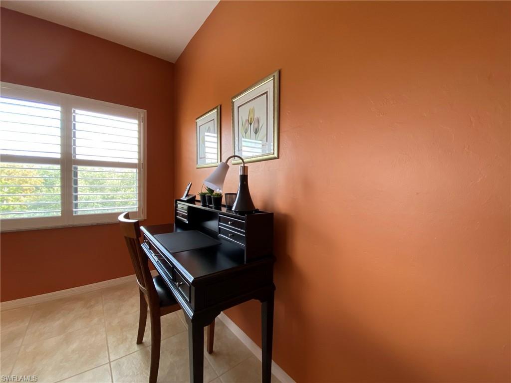230 Vintage Cir A-404 Property Photo 11