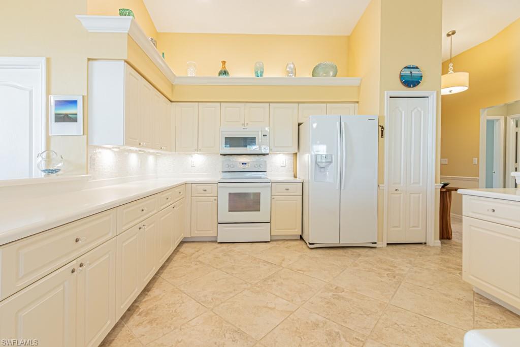 2256 Heritage Greens Dr Property Photo 9