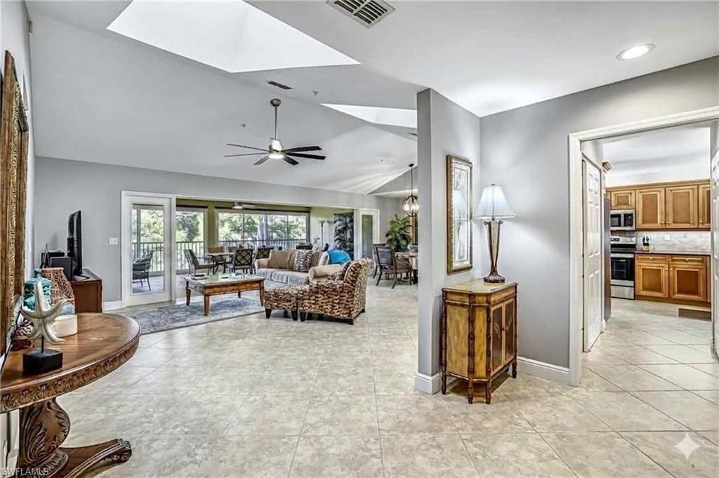 760 Waterford DR 303 Property Photo 1