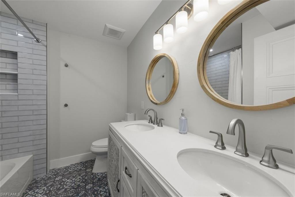 585 Gulf Dr A2 Property Photo 28