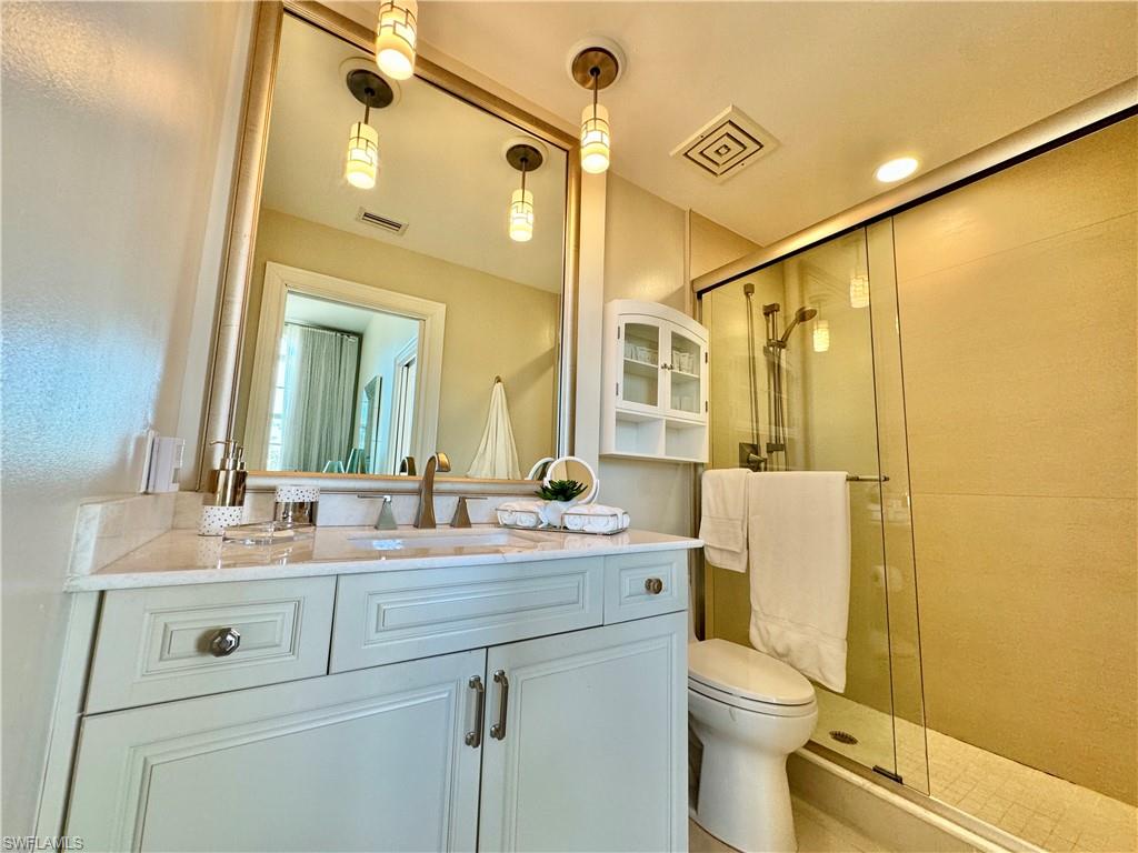 365 5th Ave S 303 Property Photo 9