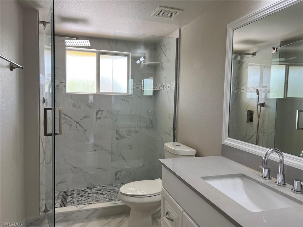 8294 Key Royal Cir 1633 Property Photo 4