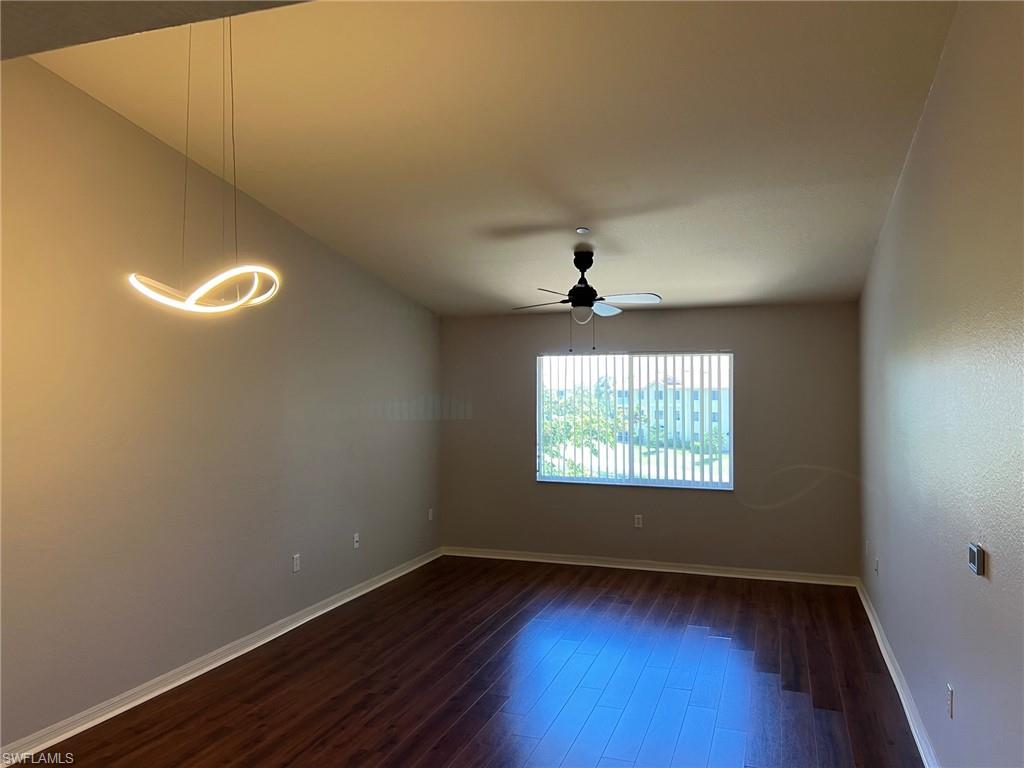 8294 Key Royal Cir 1633 Property Photo 6