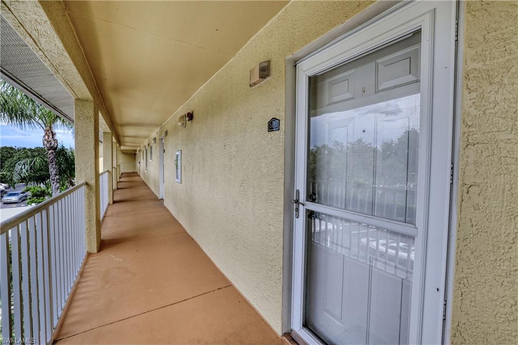 8294 Key Royal Cir 1633 Property Photo 8
