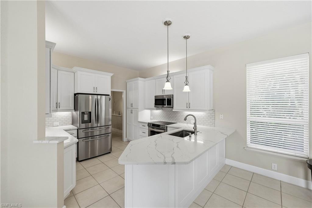 9227 Troon Lakes Dr Property Photo 19