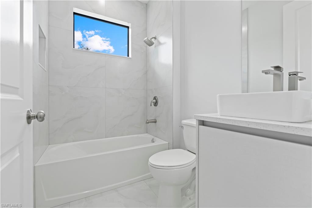 1745 Everglades Blvd S Property Photo 10