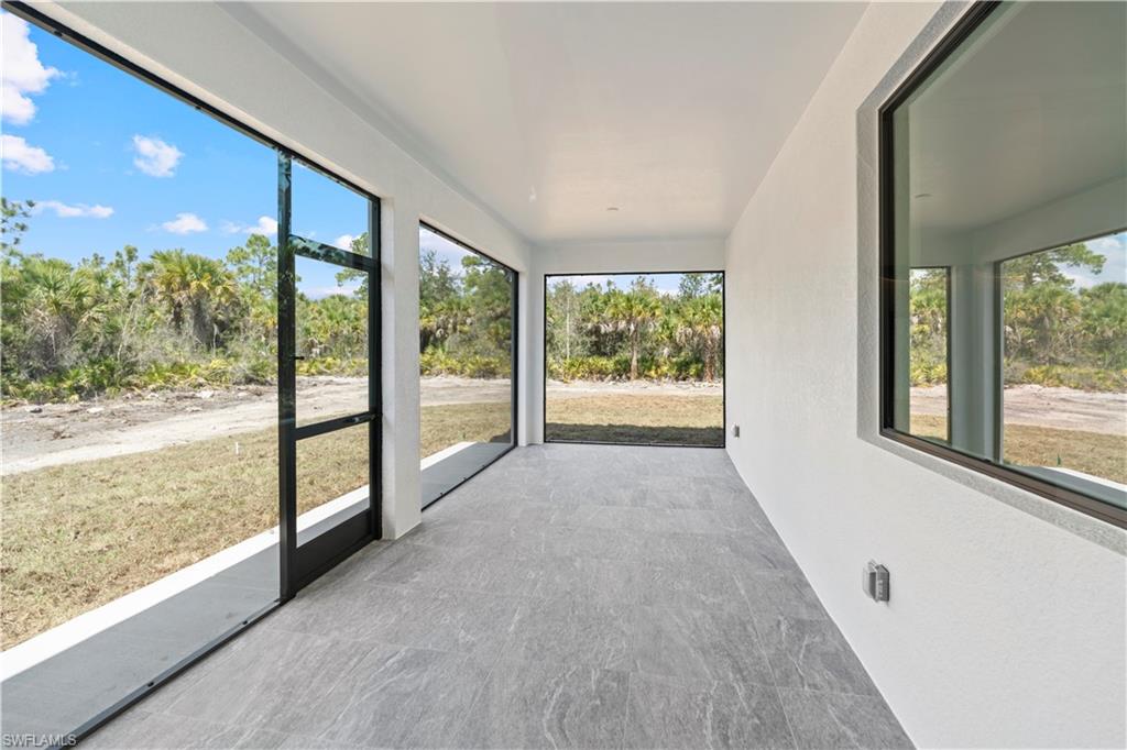 1745 Everglades Blvd S Property Photo 11