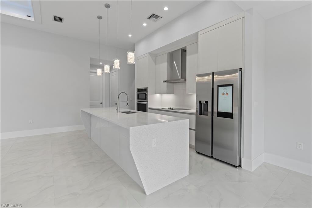 1745 Everglades Blvd S Property Photo 15