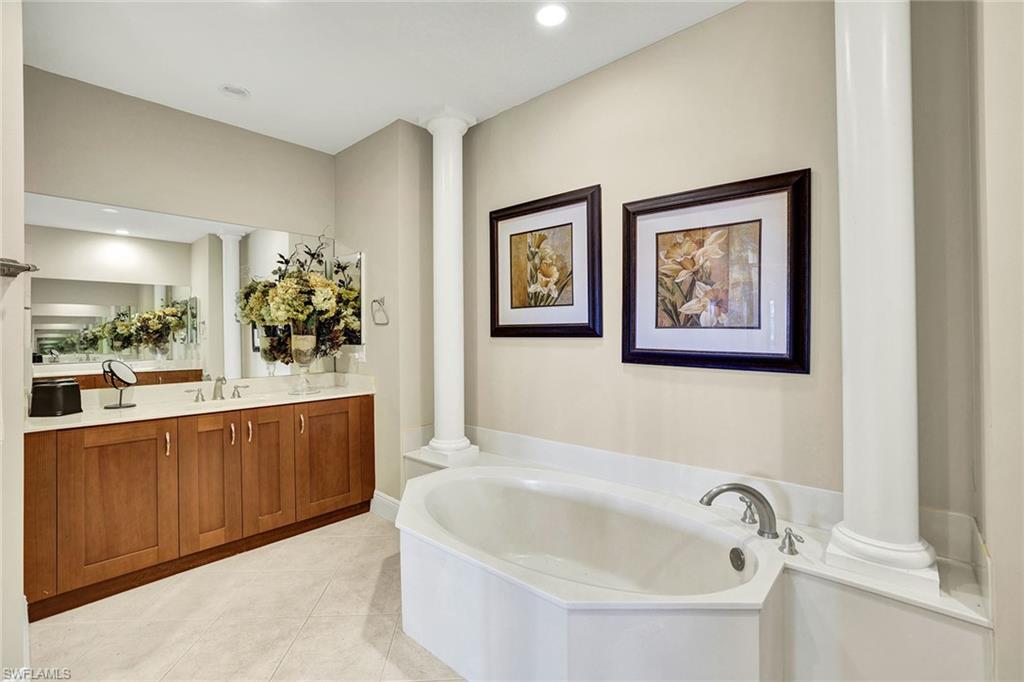 9234 Tesoro Ln 101 Property Photo 16