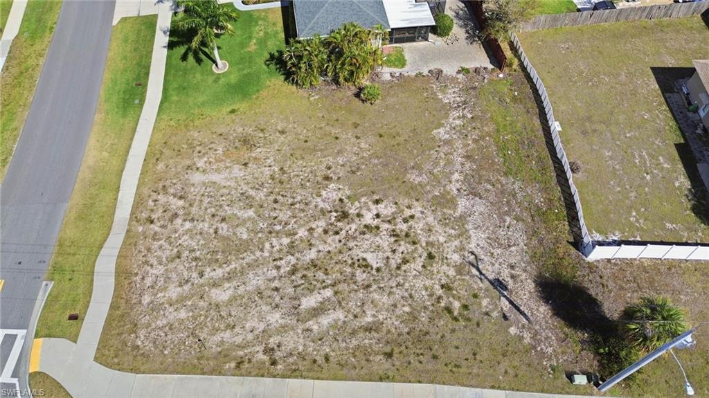 1201 6th Ave Property Photo 14