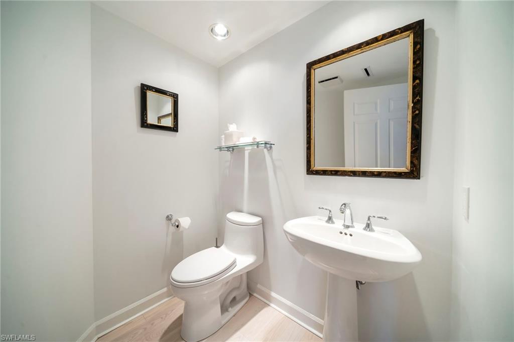 8473 Bay Colony Dr 1401 Property Photo 17