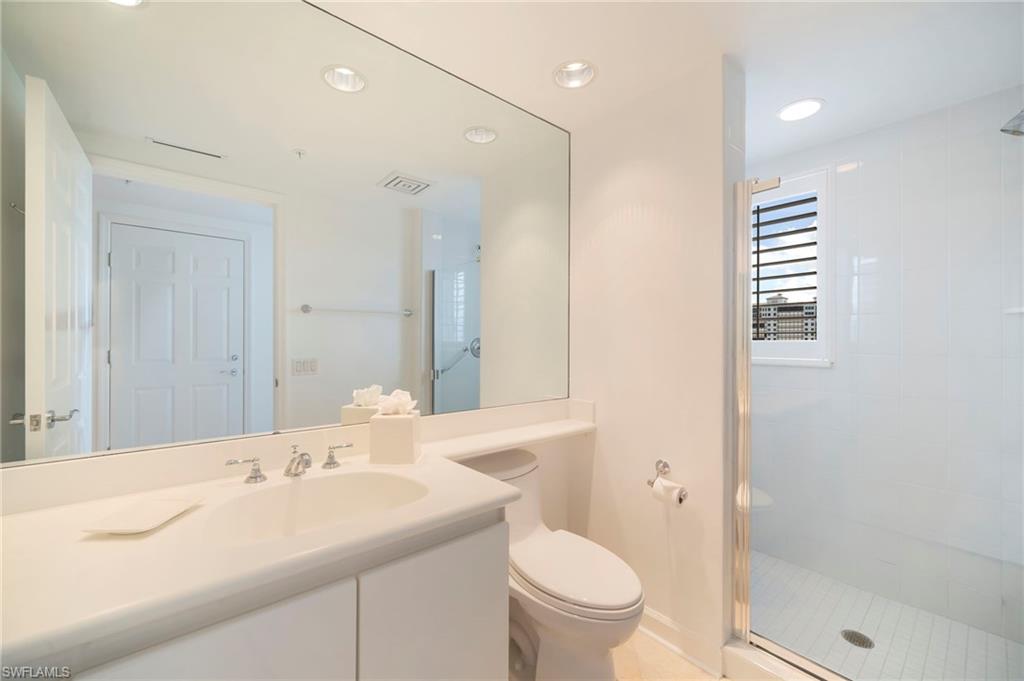 8473 Bay Colony Dr 1401 Property Photo 28