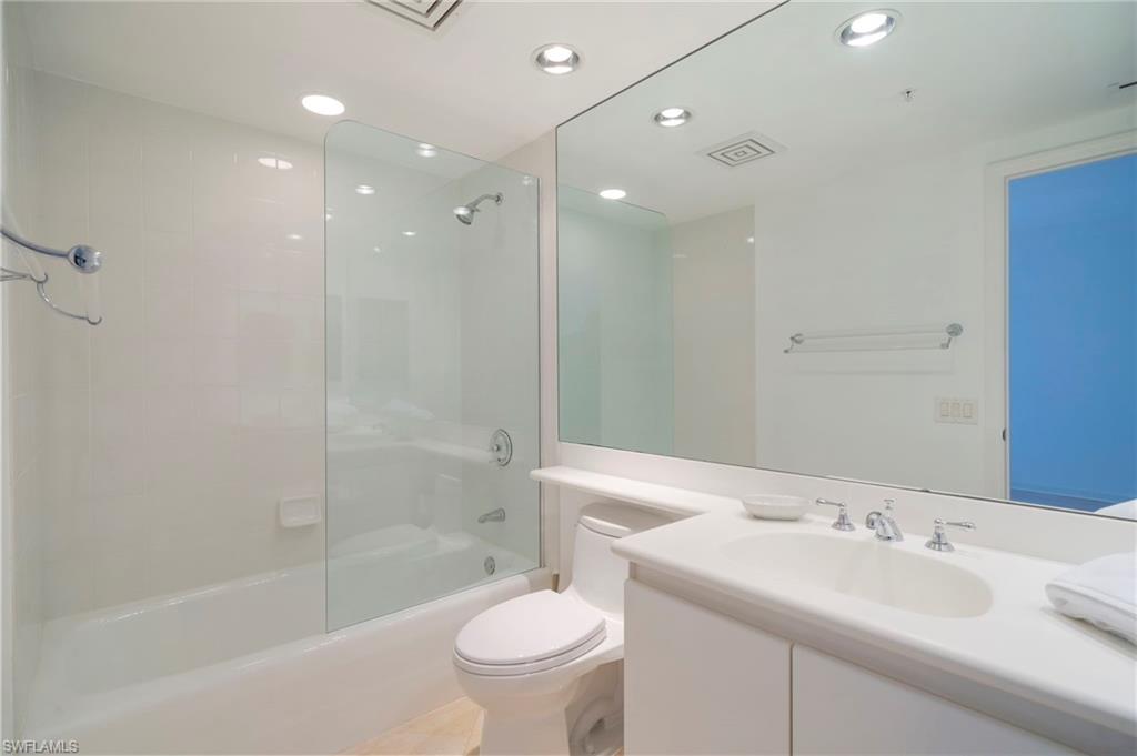 8473 Bay Colony Dr 1401 Property Photo 29