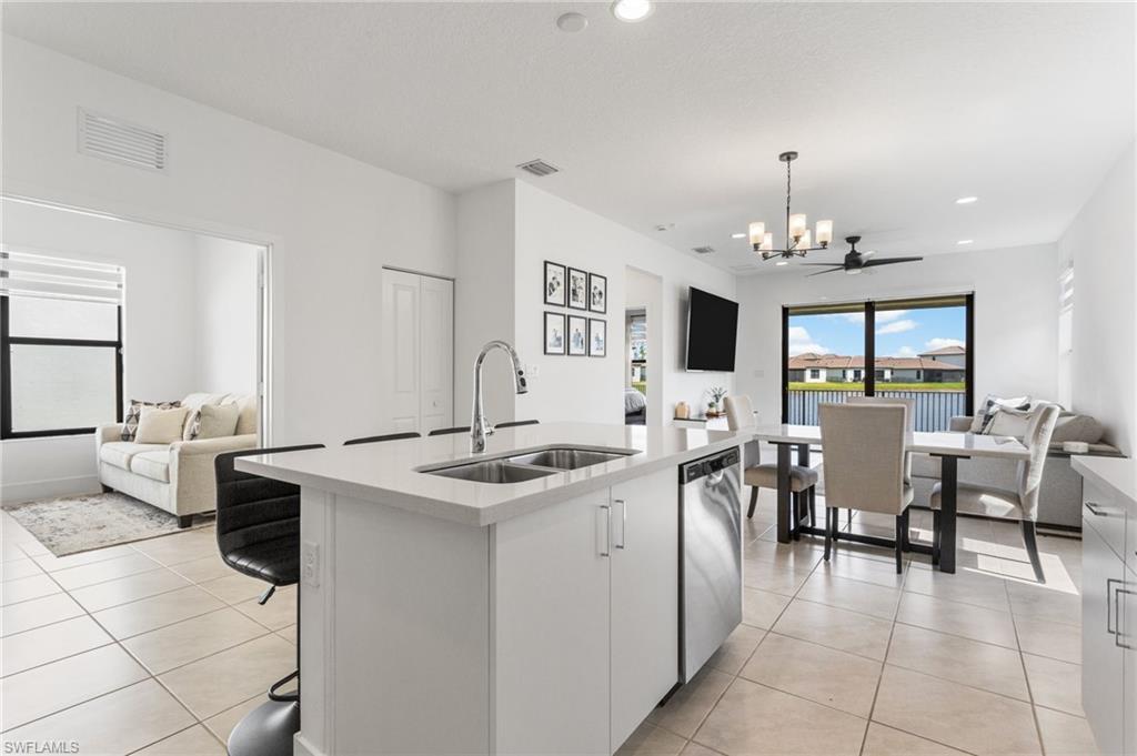 5646 Argento Dr Property Photo 10