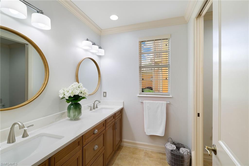 10811 Vivaldi Ct 1801 Property Photo 11