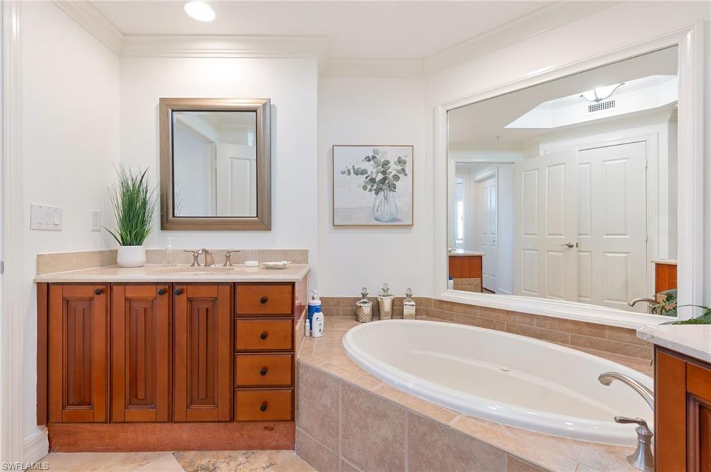 4761 West Bay Blvd 1105 Property Photo 13