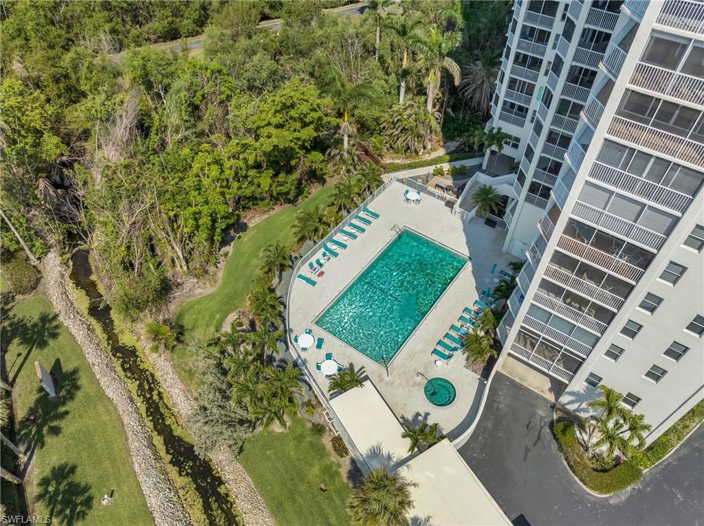 5550 Heron Point Dr 304 Property Photo 3