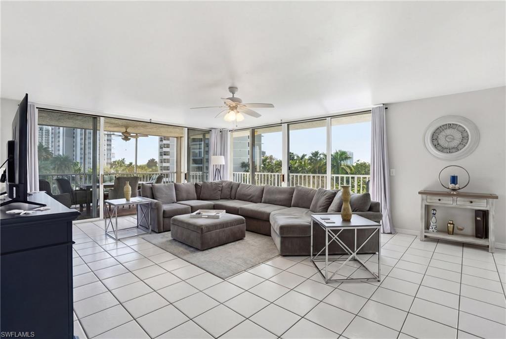 5550 Heron Point Dr 304 Property Photo 5