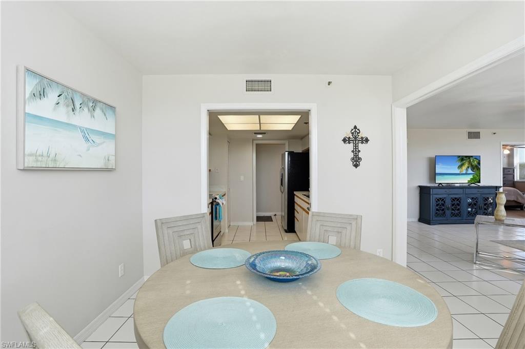 5550 Heron Point Dr 304 Property Photo 11