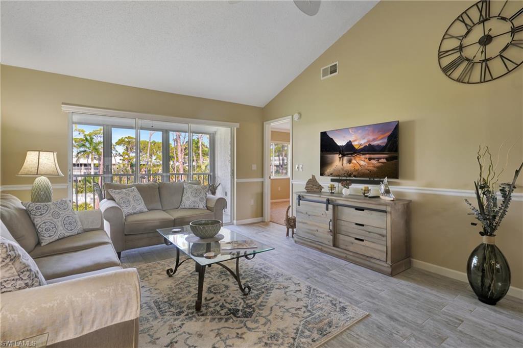 3062 Sandpiper Bay Cir K302 Property Photo 2