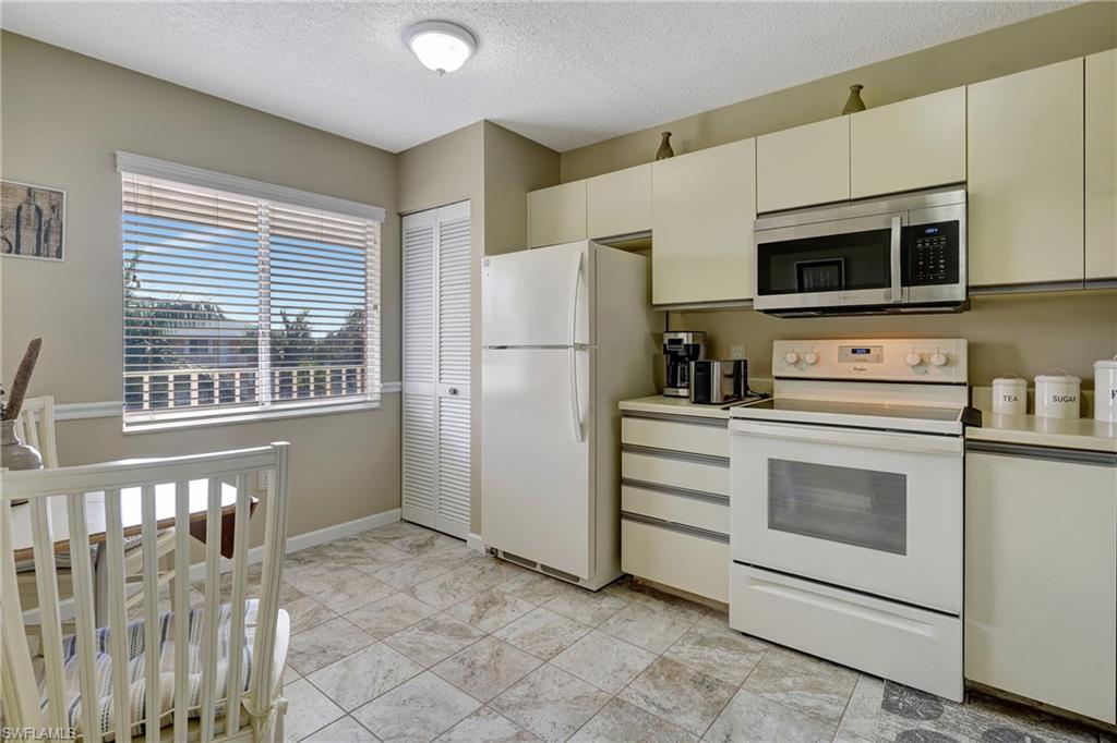 3062 Sandpiper Bay Cir K302 Property Photo 9