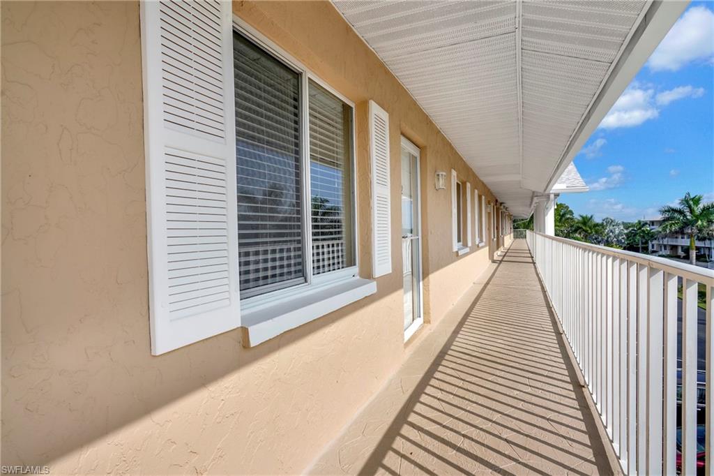 3062 Sandpiper Bay Cir K302 Property Photo 24