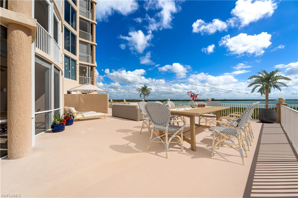 4137 Bay Beach Ln 525 Property Photo 4